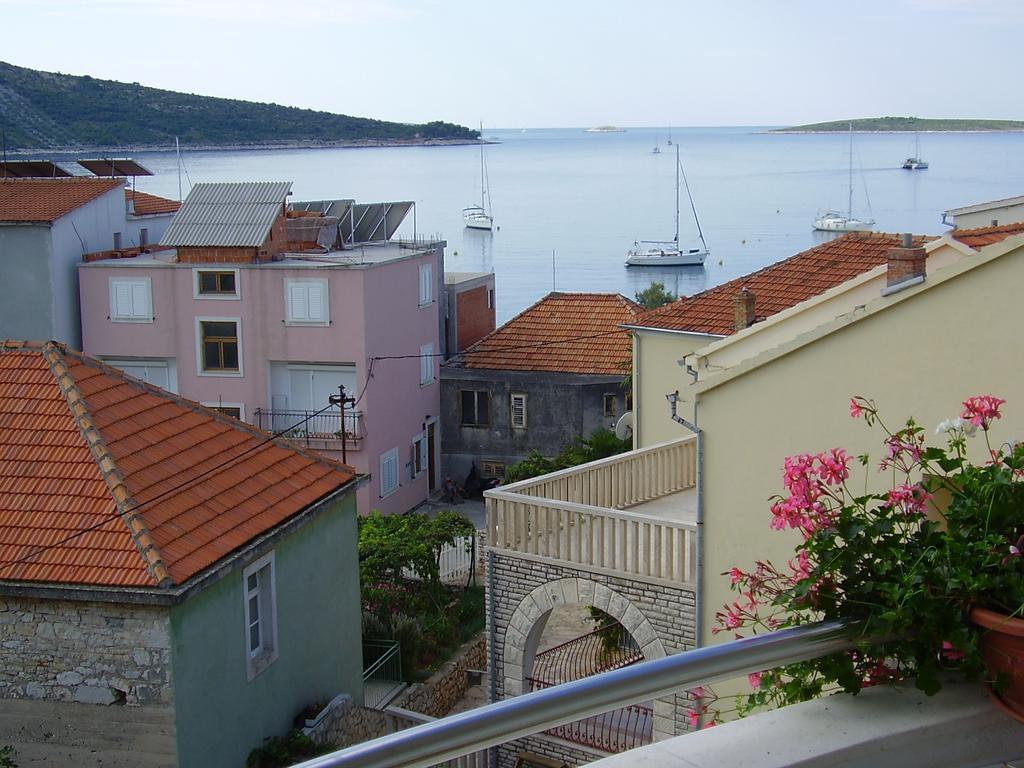 Apartments Ruza Primošten Oda fotoğraf