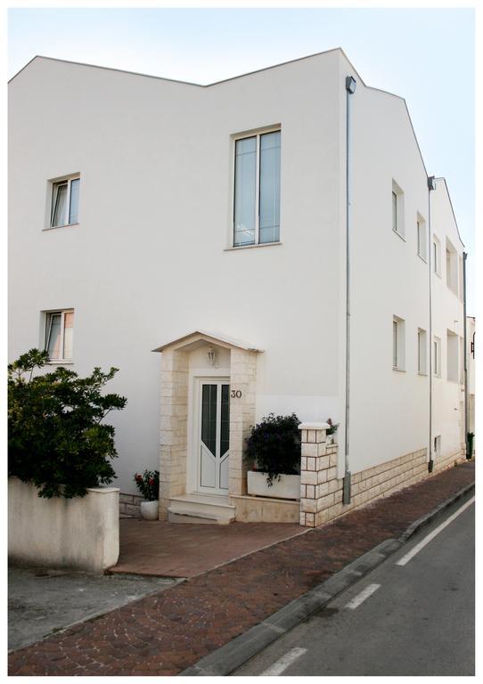 Apartments Ruza Primošten Oda fotoğraf